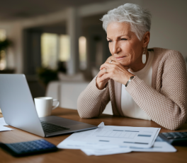 Calculer son prêt immobilier quand on est senior : astuces et solutions